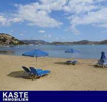 Zwei benachbarte Baugrundstücke mit Meerblick und Baugenehmigung in Elounda auf Kreta.