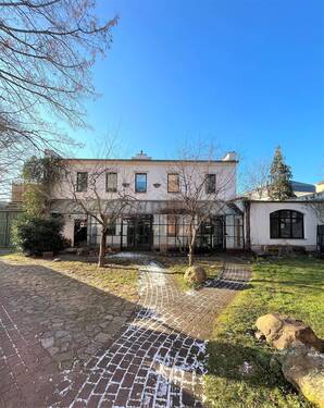 Trachenberger-Straße-62 Hinterhaus.JPG - *Frisch renovierte 4- Raum Wohnung im Hinterhaus* Provisionsfreier Wohntraum ohne Notar- u. Maklerkosten!