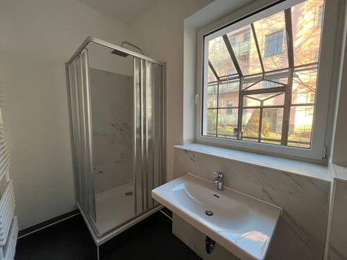 Badezimmer 1.jpg - 