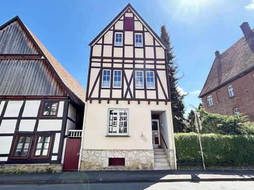 Hausansicht - Charmantes Fachwerkhaus in der Warburger Altstadt