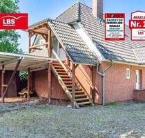 Provisionsfrei: Charmantes Zweifamilienhaus mit viel Platz - Humptrup