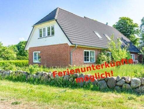 Haus - Mehrfamilienhaus, Wohnhaus mit 150,10 m&sup2; in Humptrup zum Kaufen