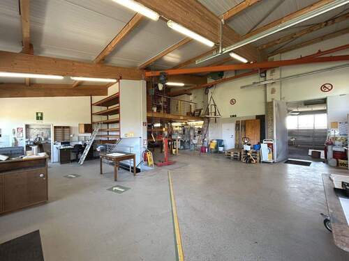 Gewerbehalle - 