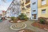Zugang Haus 6 - 