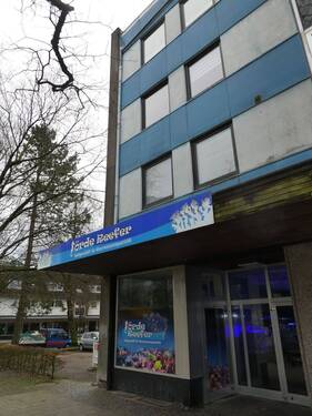 P1050235.JPG - Ladenfläche, Mozartstraße 33 in Flensburg,