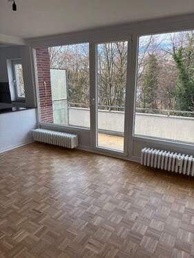 Wohn-/Essbereich - 2 Zimmer Etagenwohnung zur Miete in Bonn