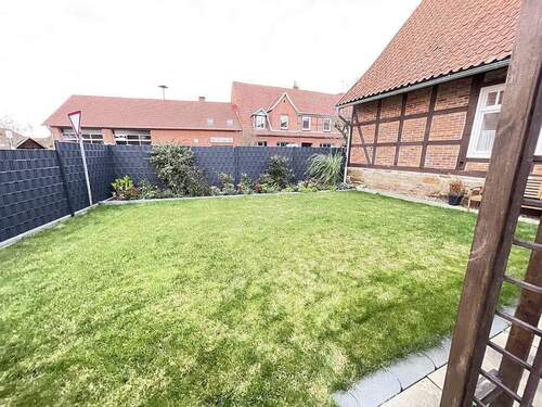 Gartengrundstück - 8 Zimmer Einfamilienhaus in Petershagen-Schlüsselburg