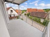 Balkon und Ausblick - 3 Zimmer Etagenwohnung in Oettingen