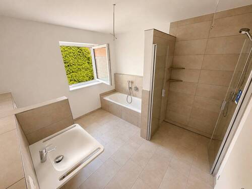 Bad / Dusche / WC - 
