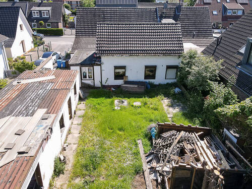 Drohnenfoto - Doppelhaushälfte mit 180,00 m² in Neuss / Reuschenberg zum Kaufen