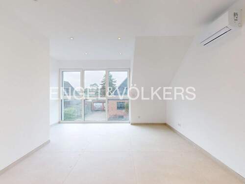 helles Kinderzimmer im OG - 