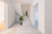 Flur-Treppenhaus.jpg - 