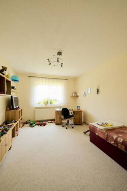 Zimmer 3 - 