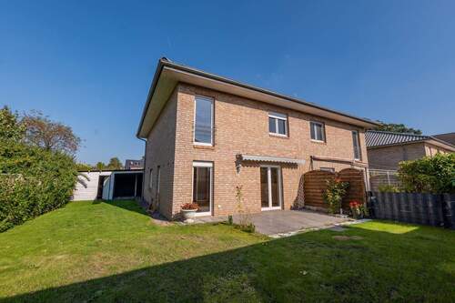 Hinteransicht Doppelhaus 2 - 3 Zimmer Mehrfamilienhaus, Wohnhaus zum Kaufen in Himmelpforten