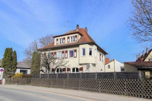 Außenansicht Vorderhaus - 