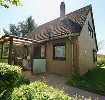 Einfamilienhaus in ruhiger Feldrandlage mit großem Grundstück und Weitblick ins Grüne - Süsel / Zarnekau