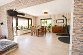 Wohn/Esszimmer - 
