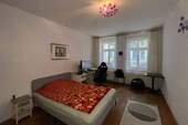 Schlafzimmer(1) - Etagenwohnung mit 76,10 m&sup2; in Leipzig zum Kaufen