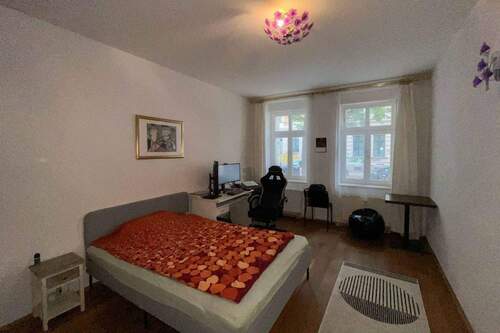 Schlafzimmer(1) - Etagenwohnung mit 76,10 m&sup2; in Leipzig zum Kaufen