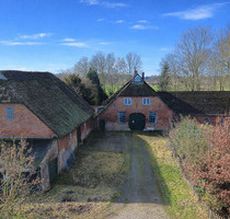 Ein Juwel für Individualisten! Denkmalgeschützter Resthof mit 1 Hektar Grundstück in Nordenham-Hoffe