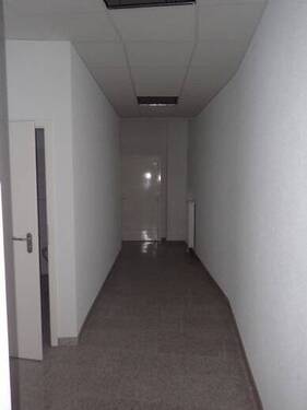 Flur zum Hintereingang - 