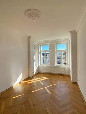 Referenz Wohnen - Traumhafte 2-Raumwohnung im exklusiv sanierten Denkmalobjekt!