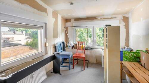 1. OG Schlafzimmer 1 1 - 