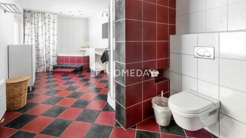 1. OG Badezimmer 1 - 