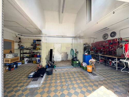 Werkstatt - Einfahrt 2,50 m H - 