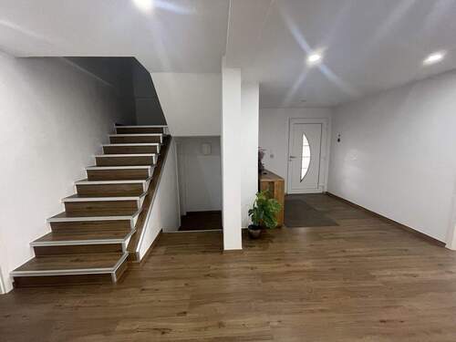 EG - Flur - 6 Zimmer Einfamilienhaus zum Kaufen in Lübbecke