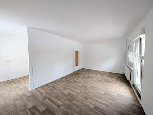 Wohnzimmer - 1 Zimmer Etagenwohnung zur Miete in Chemnitz