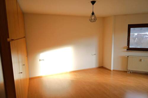 Schlafen - Etagenwohnung mit 93,00 m&sup2; in Albstadt zum Kaufen