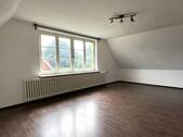 Wohnzimmer im Dachgeschoss - 