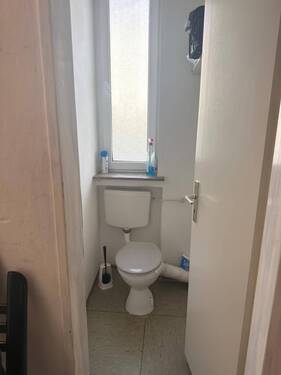 WC - 