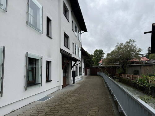 Eingangsbereich - Provisionsfreie 3 Zimmer Wohnung - Traum zum Wohnen am Mühlbach