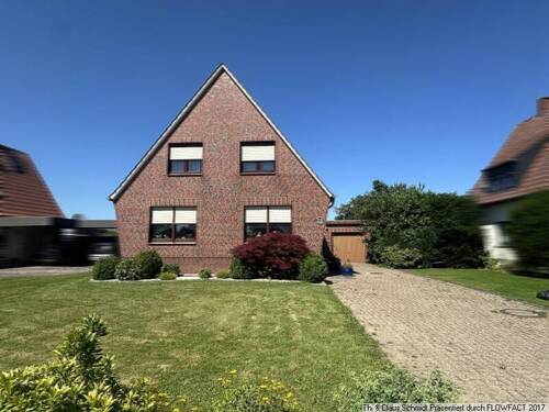 Straßenansicht - 4 Zimmer Mehrfamilienhaus, Wohnhaus zum Kaufen in Elsfleth