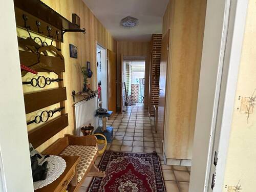 Flur Erdgeschoss - Mehrfamilienhaus, Wohnhaus mit 115,00 m² in Elsfleth zum Kaufen