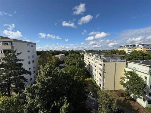 Blick vom Laubengang 7. OG - 