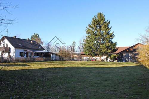 Ansicht Grundstück 1 - VERKAUF: Baugrundstück mit Bauvorbescheid für Ihr neues Einfamilienhaus