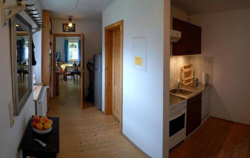 Wohnung 2 Flur mit Küche - 