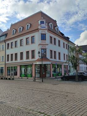 Repräsentatives Geschäftshaus am Obermarkt - Gewerberäume im altelierartigen Dachgeschoß im Herzen von Döbeln