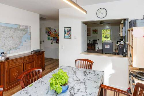 1.OG Esszimmer Flur - 