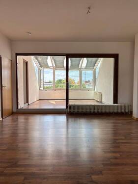 Wintergarten - Große bezugsfreie DG Wohnung mit Fahrstuhl zur Selbstverwirklichung in absoluter Top Ku´damm Lage!