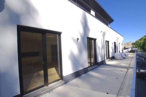 Bild 2 - Etagenwohnung zur Miete in Sinzing