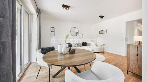 Wohn- und Essbereich Beispiel - Etagenwohnung mit 105,80 m² in Lübeck zur Miete