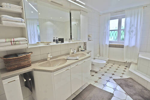 Großes Badezimmer UG - 