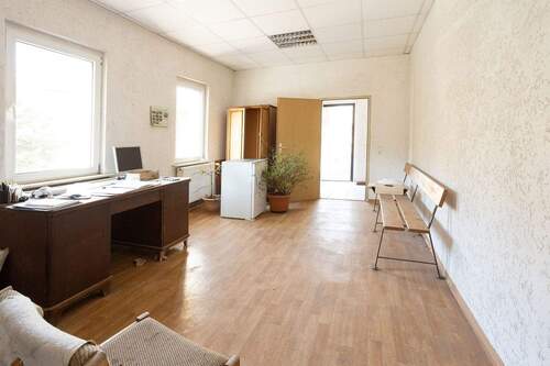 Büro Werkstatt - 1 Zimmer Mehrfamilienhaus, Wohnhaus in Bad Gottleuba-Berggießhübel