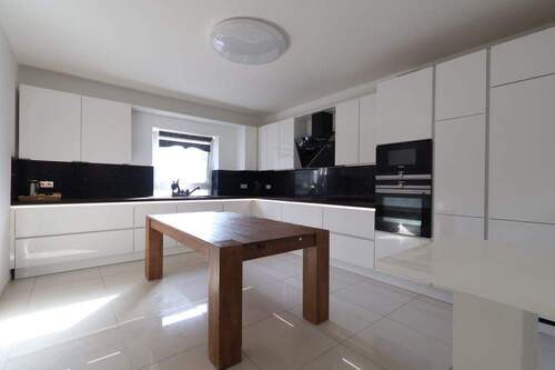 Küche - 7 Zimmer Mehrfamilienhaus, Wohnhaus in Rotenburg (Wümme)