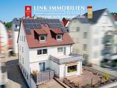 Titelbild - Stuttgart-Obertürkheim: Vielseitig nutzbares Mehrfamilienhaus am Rande der Weinberge