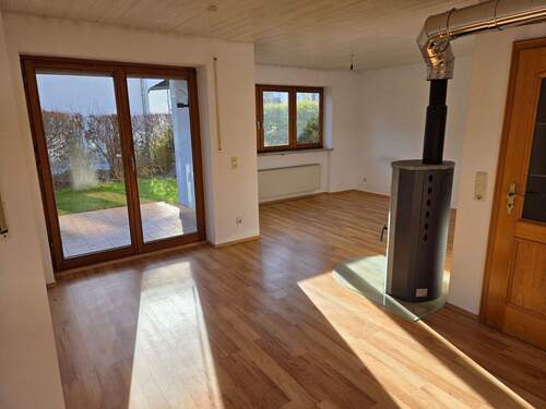 Wohn-/Esszimmer - Doppelhaushälfte mit 120,00 m&sup2; in Ingolstadt zum Kaufen